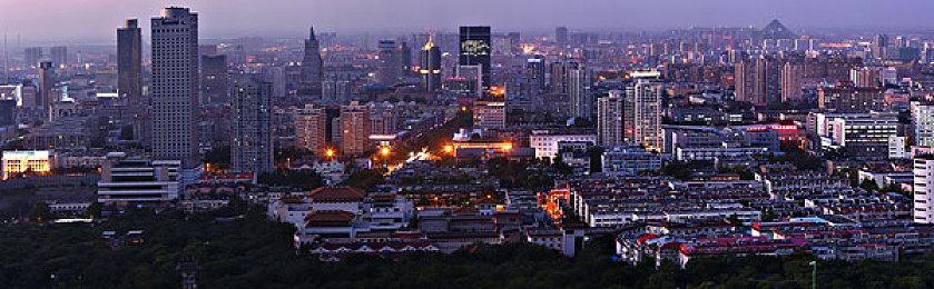 《无限大》、《后室：一起逃离》 和《侏罗纪世界：进化 3》将支持DLSS 4